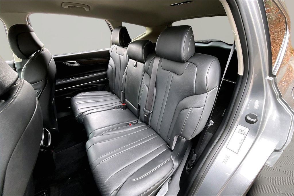 Used 2024 Genesis GV80 2.5T image 18