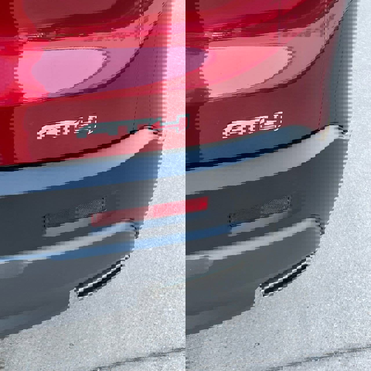 Used 2023 GMC Acadia AT4 image 6