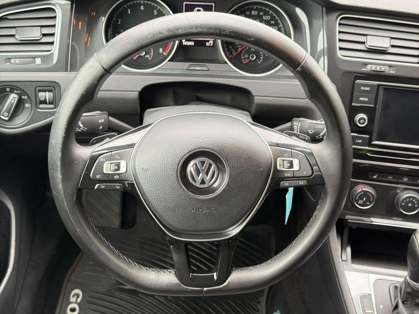 Used 2019 Volkswagen Golf S AWD/4WD image 15