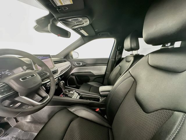 Used 2024 Jeep Compass Latitude AWD/4WD image 20