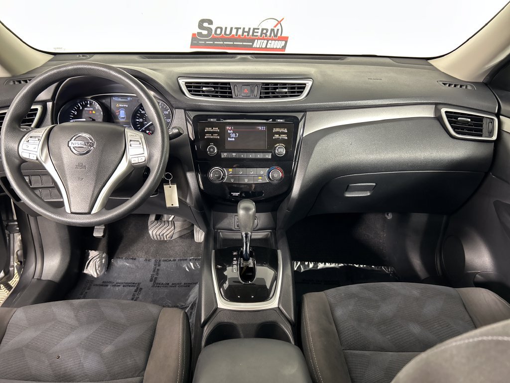 Used 2015 Nissan Rogue S FWD image 18