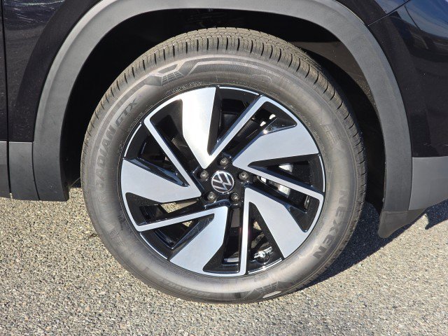 New 2026 Volkswagen Atlas SE image 2