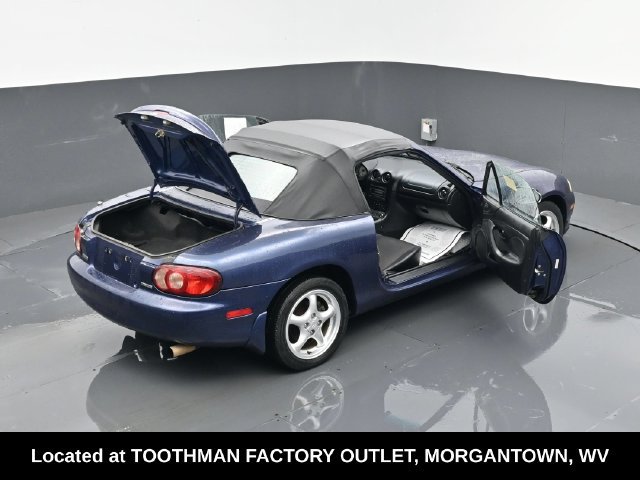 Used 2001 MAZDA MX-5 Miata RWD image 21