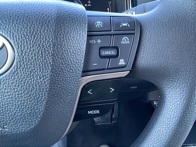 Used 2026 Toyota Camry LE FWD image 25