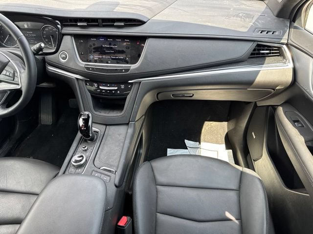 Used 2025 Cadillac XT5 Premium Luxury AWD/4WD image 9