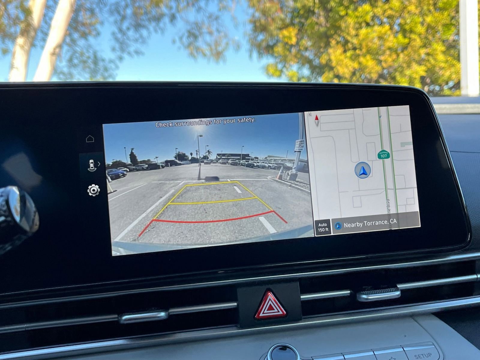 Used 2025 Hyundai Elantra Limited image 17