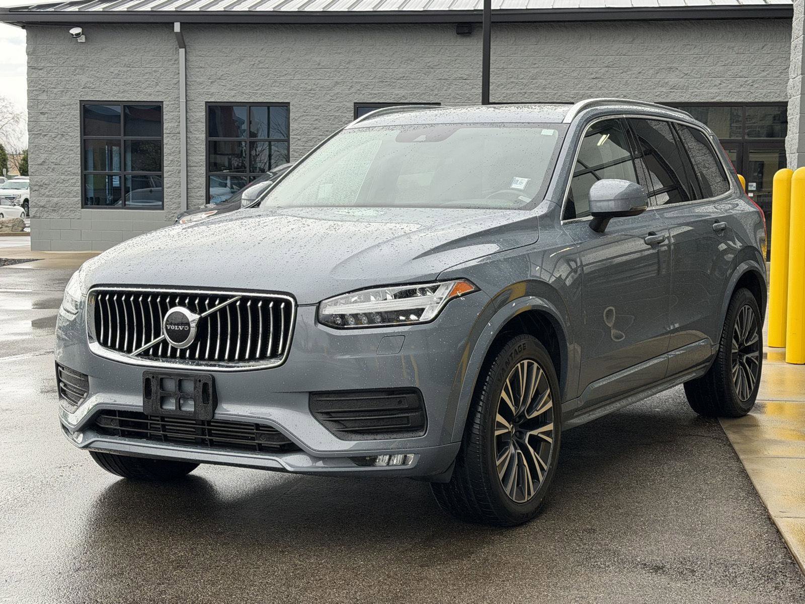 Used 2022 Volvo XC90 T6 Momentum w/ Climate Package AWD/4WD image 56