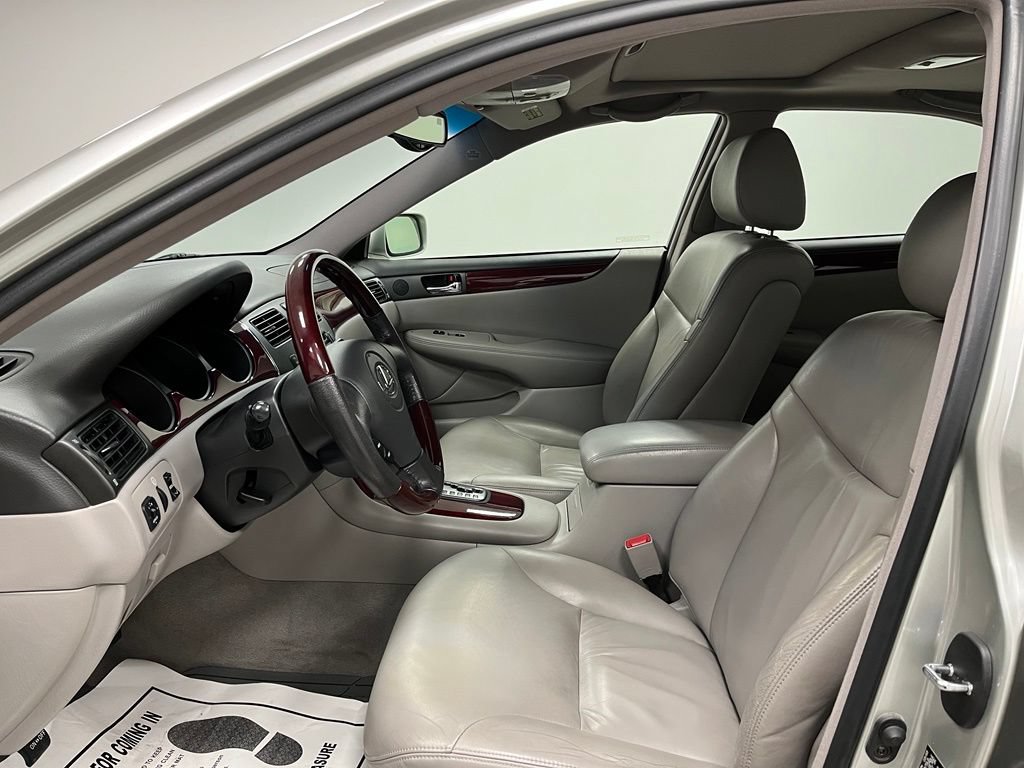 Used 2003 Lexus ES 330 FWD image 21
