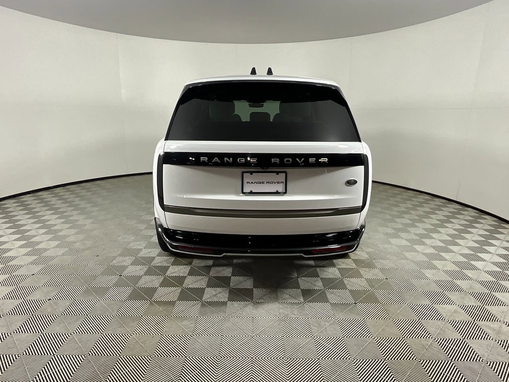 Certified 2023 Land Rover Range Rover SE image 8