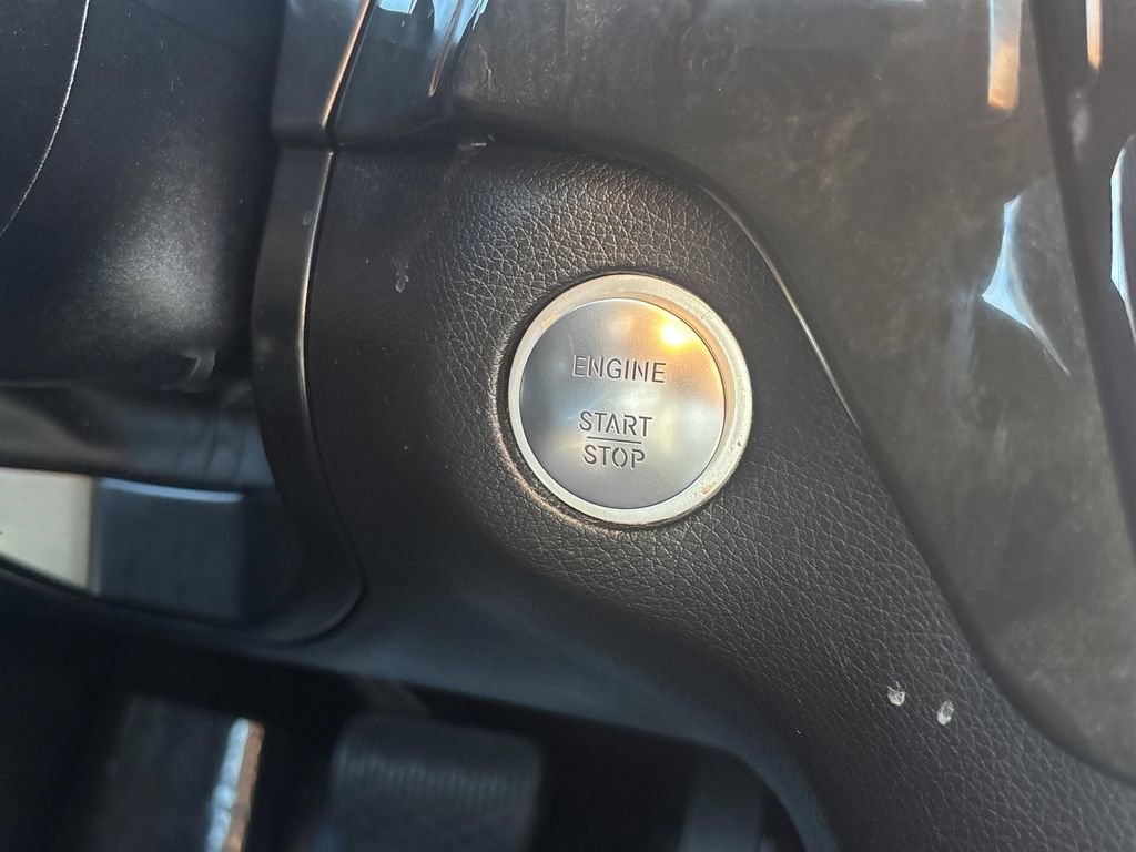 Used 2017 Mercedes-Benz GLS 450 4MATIC image 26