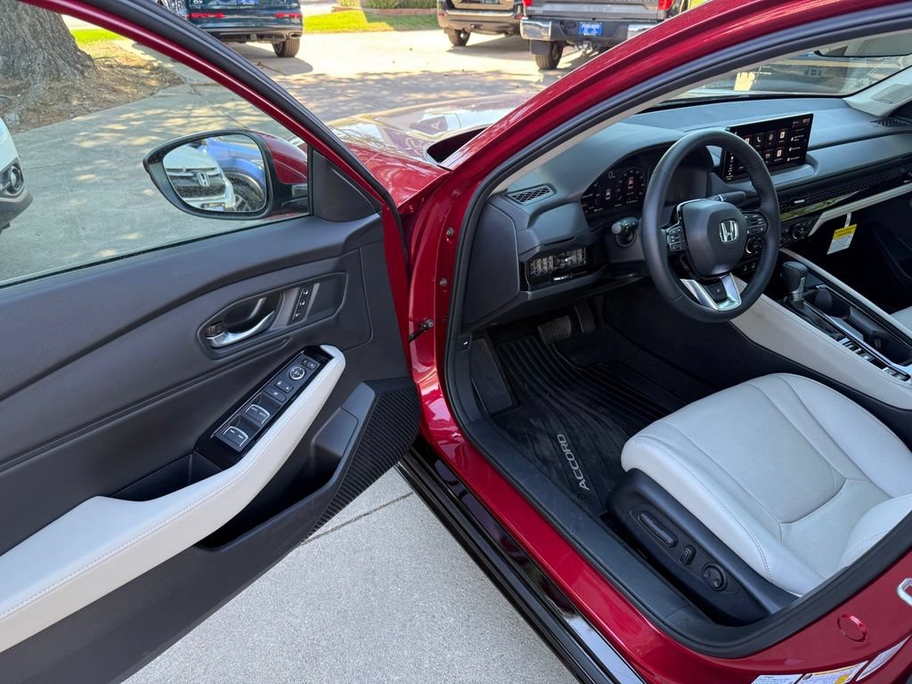 Used 2026 Honda Accord Touring image 14