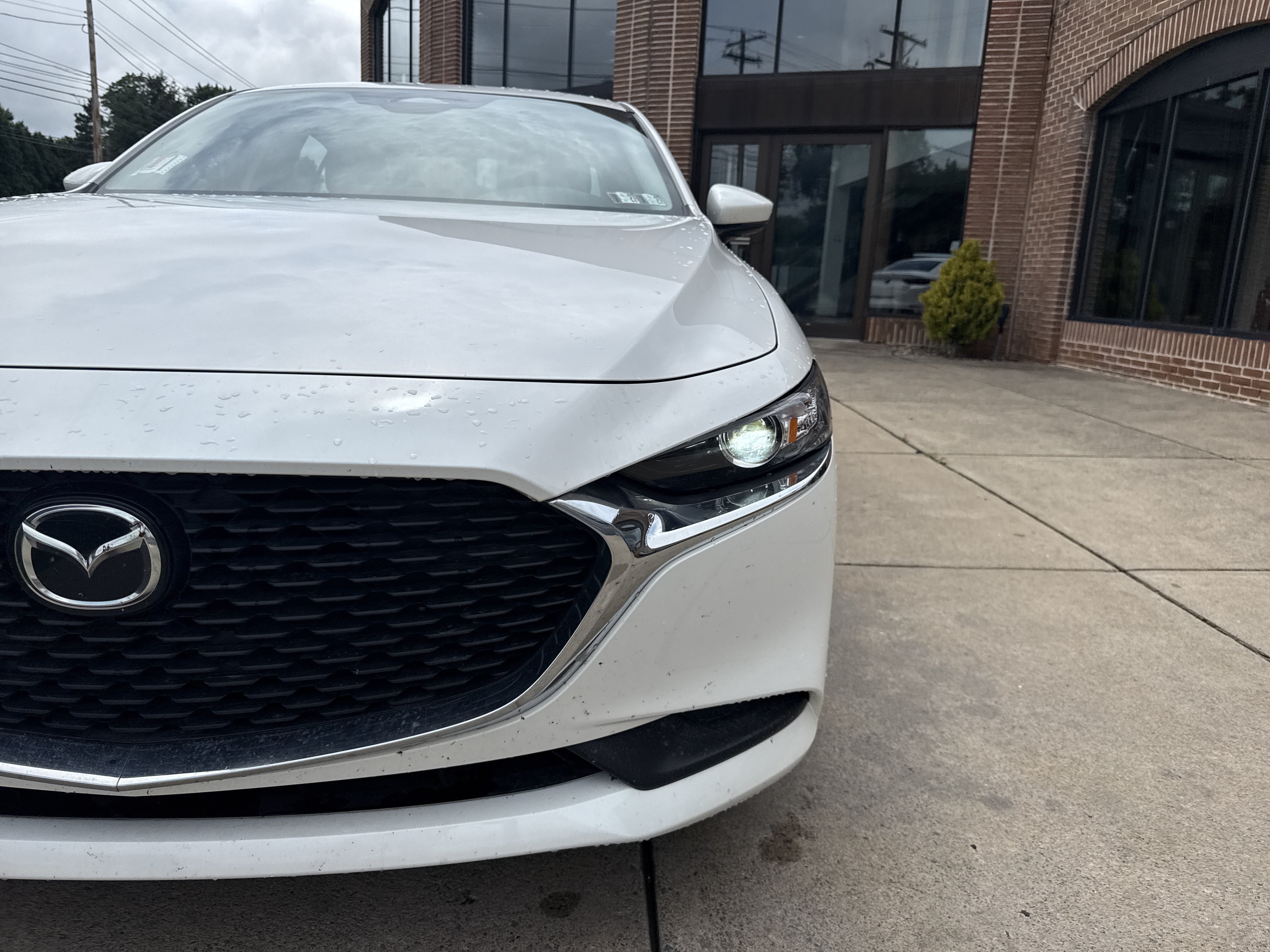Used 2025 MAZDA MAZDA3 s FWD image 2