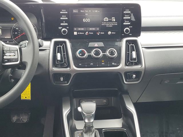 Used 2023 Kia Sorento LX image 24
