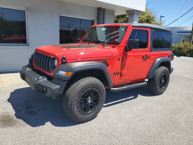 Used 2025 Jeep Wrangler Sport image 12