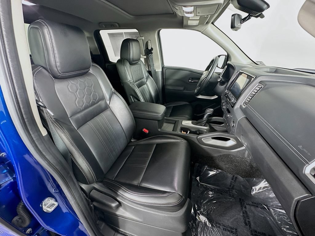 Certified 2024 Nissan Frontier SL w/ Technology Package AWD/4WD image 36