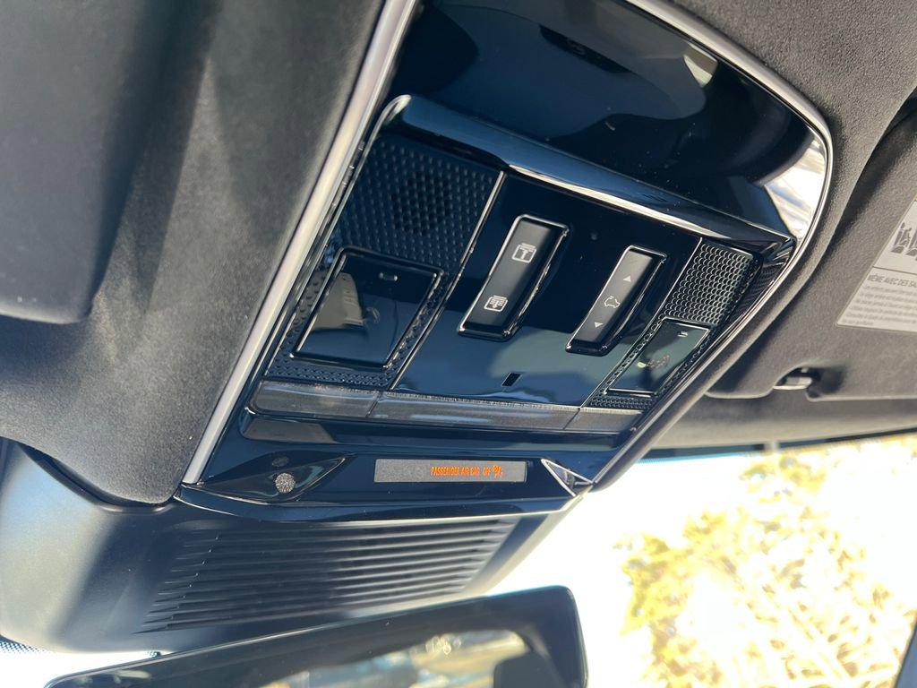 New 2025 Land Rover Range Rover Sport SV Edition Two image 19