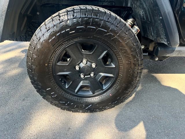 Used 2023 Jeep Gladiator Mojave w/ LED Lighting Group image 36