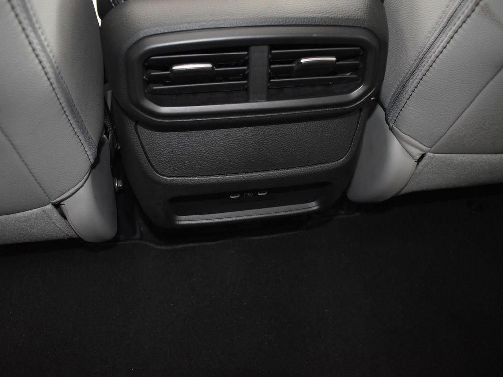 Used 2025 Honda Passport EX-L image 18