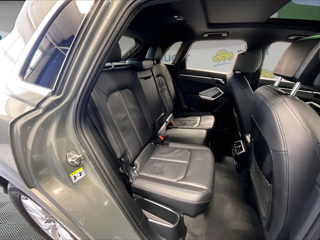 Used 2025 Audi Q3 2.0T Premium AWD/4WD image 16
