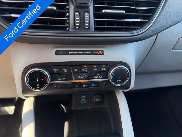 Certified 2023 Ford Escape Active AWD/4WD image 19