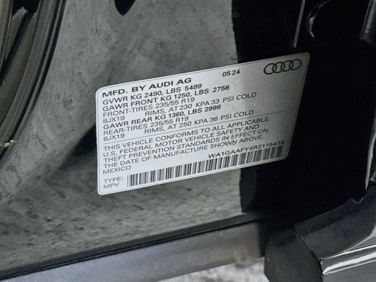 Certified 2024 Audi Q5 2.0T Premium w/ Summer of Audi Package AWD/4WD image 32