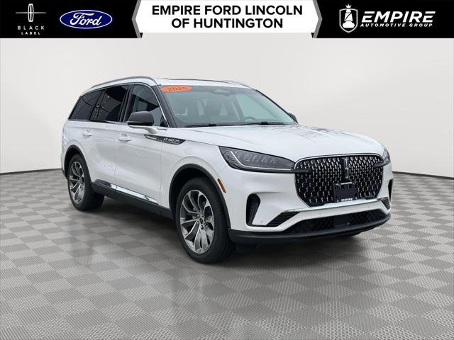 Used 2025 Lincoln Aviator AWD w/ Equipment Group 101A image 1
