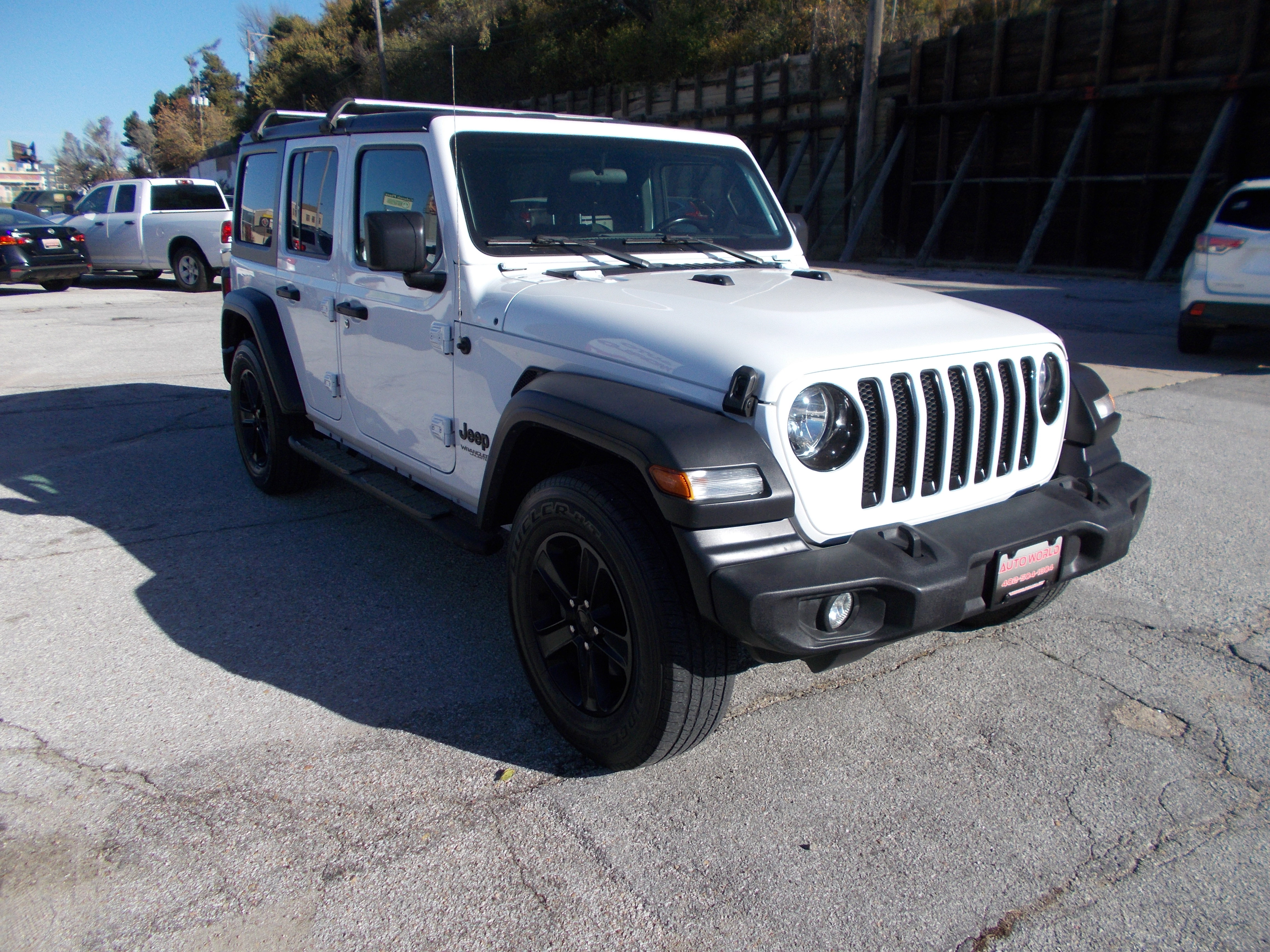 Used 2020 Jeep Wrangler Unlimited Sport image 3