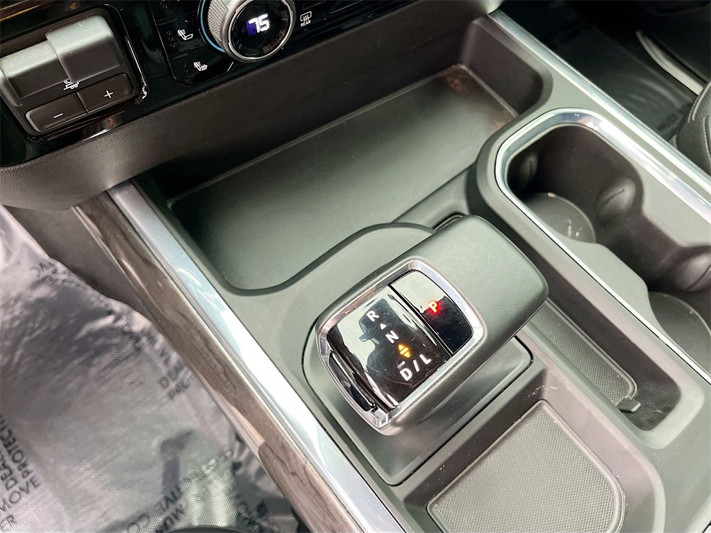 Used 2024 Chevrolet Silverado 1500 LTZ w/ LTZ Convenience Package II image 17