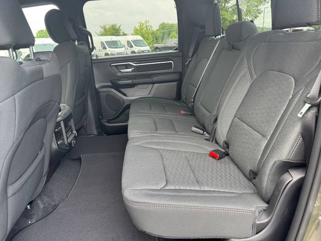 New 2026 RAM 1500 Big Horn AWD/4WD image 18