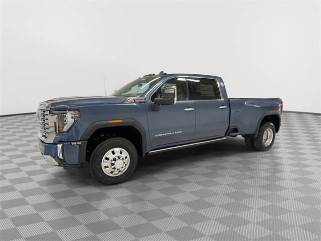 New 2026 GMC Sierra 3500 Denali w/ Denali Reserve Package image 7