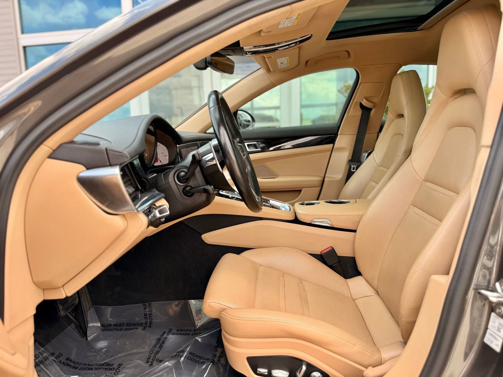 Used 2018 Porsche Panamera 4 image 23