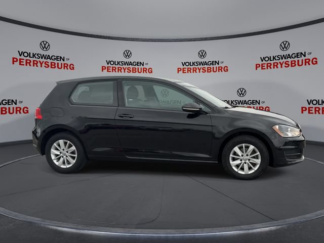 Used 2016 Volkswagen Golf 2-Door FWD image 9