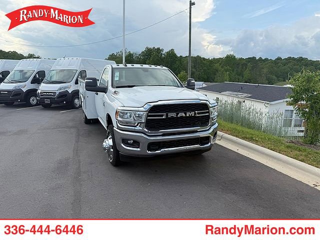 New 2023 RAM 3500 Tradesman video 1