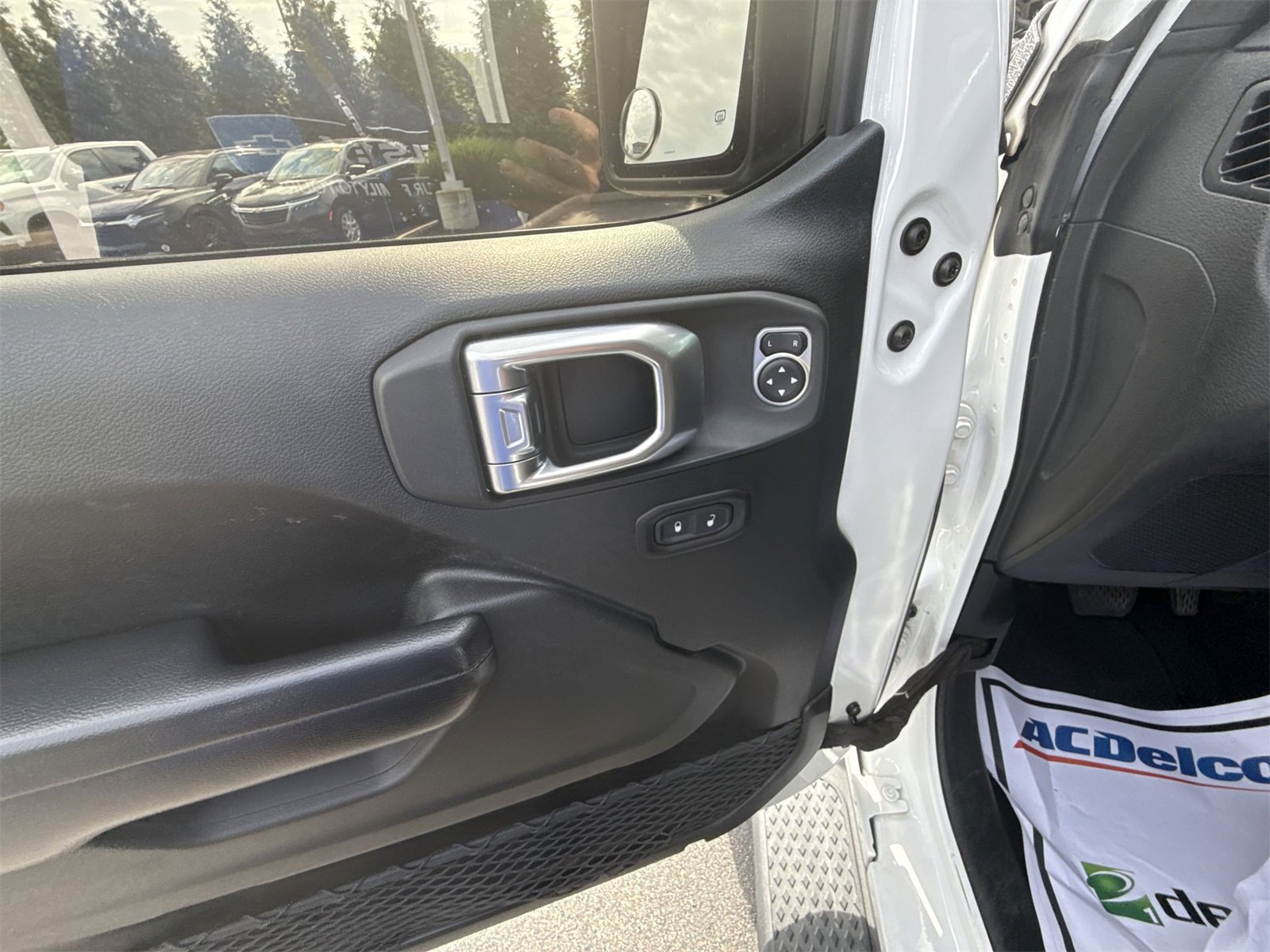 Used 2020 Jeep Gladiator Sport w/ Quick Order Package 24S image 22