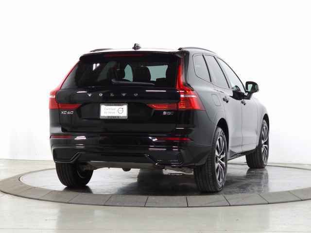 Certified 2025 Volvo XC60 B5 Core image 12