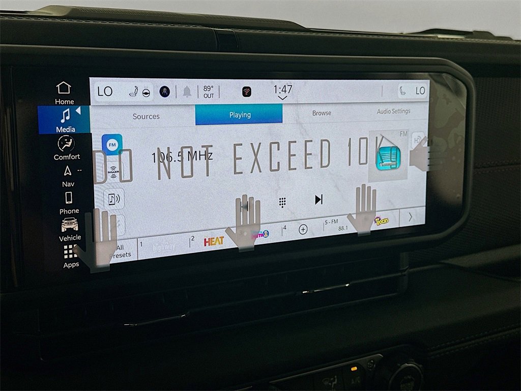 New 2025 Jeep Gladiator Rubicon w/ Convenience Group image 13