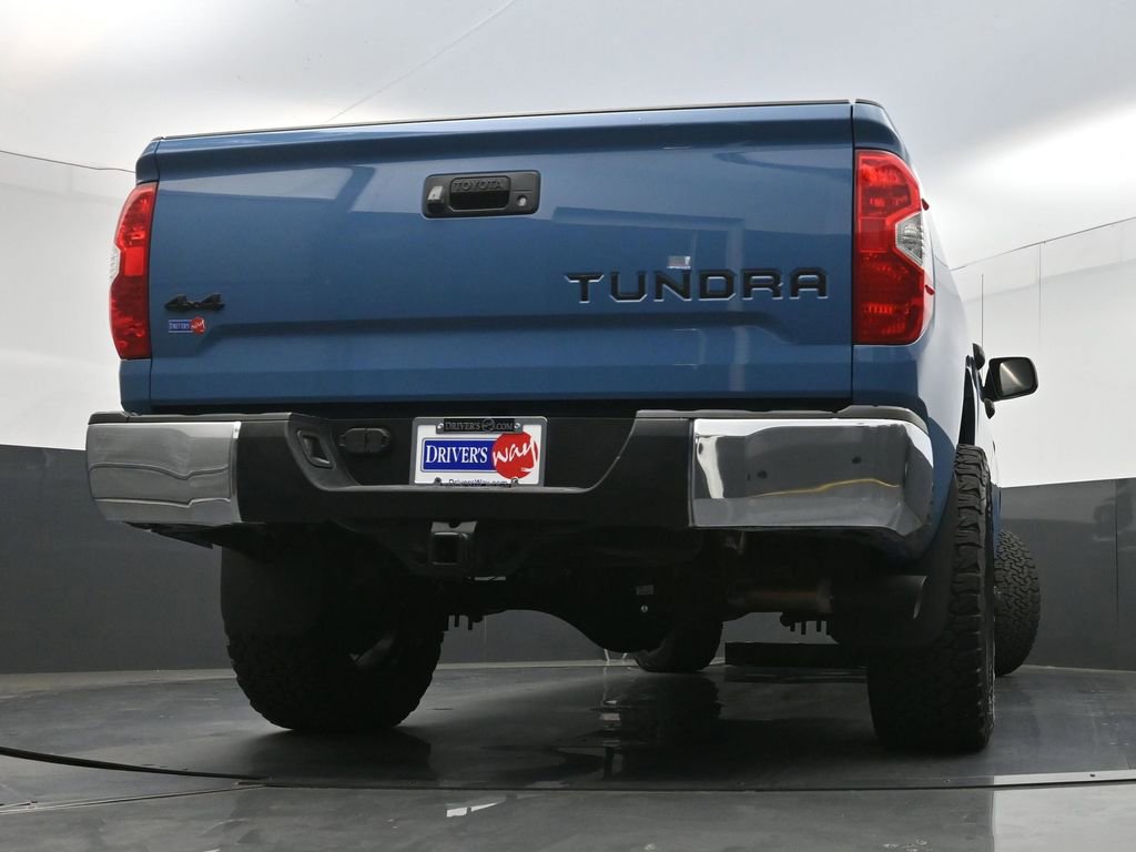 Used 2019 Toyota Tundra SR5 w/ SR5 Upgrade Package image 27