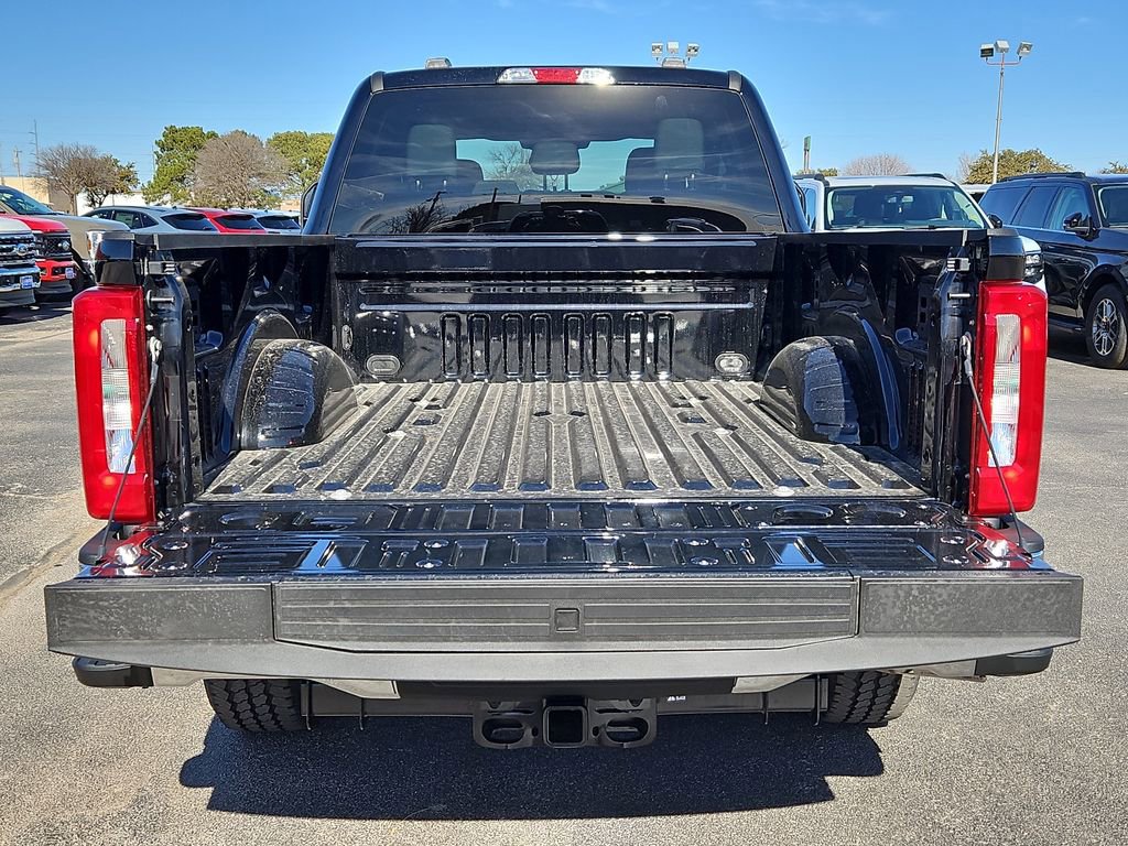 New 2026 Ford F250 XLT w/ FX4 Off-Road Package image 18