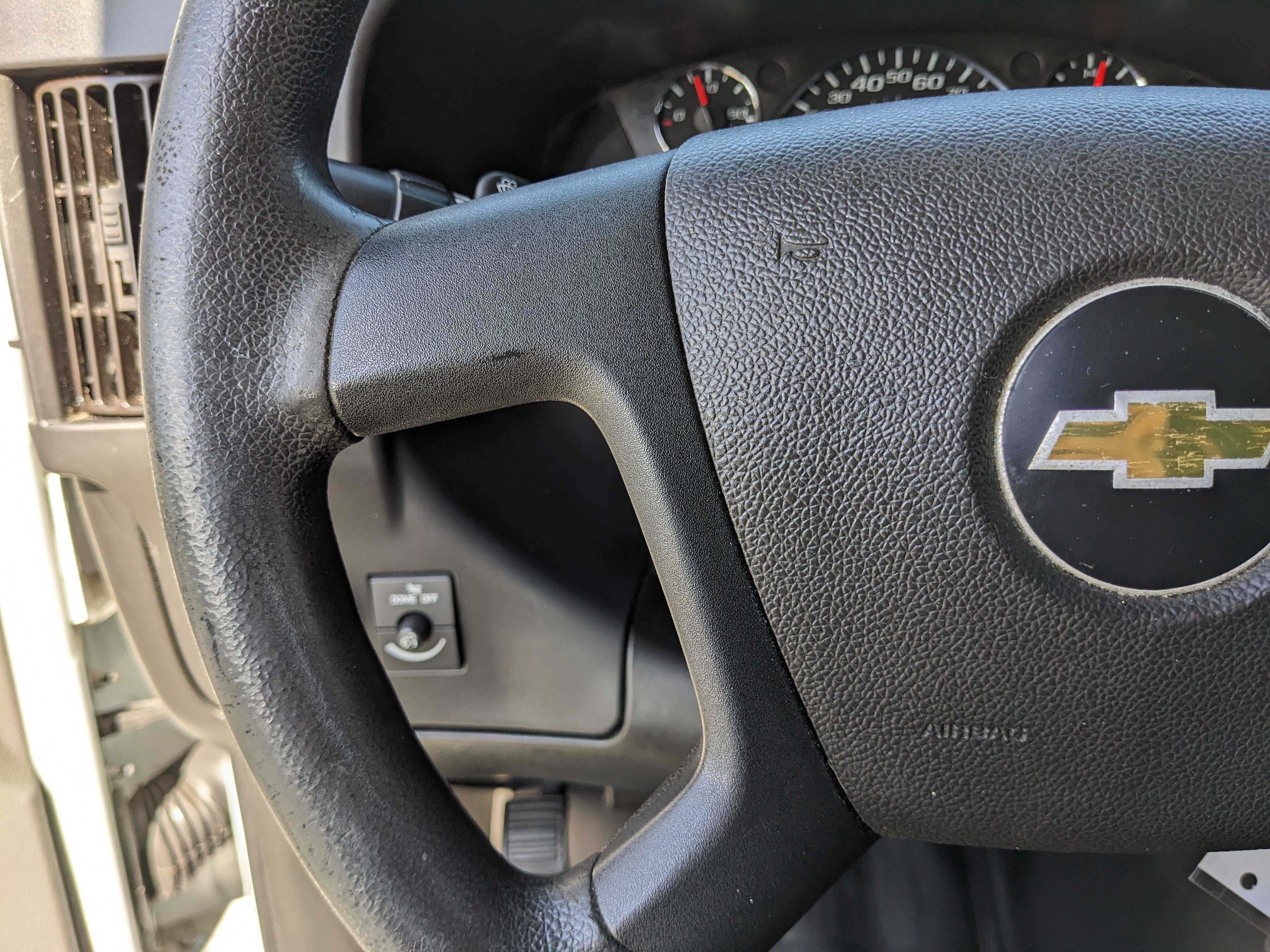 Used 2019 Chevrolet Express 2500 RWD image 36