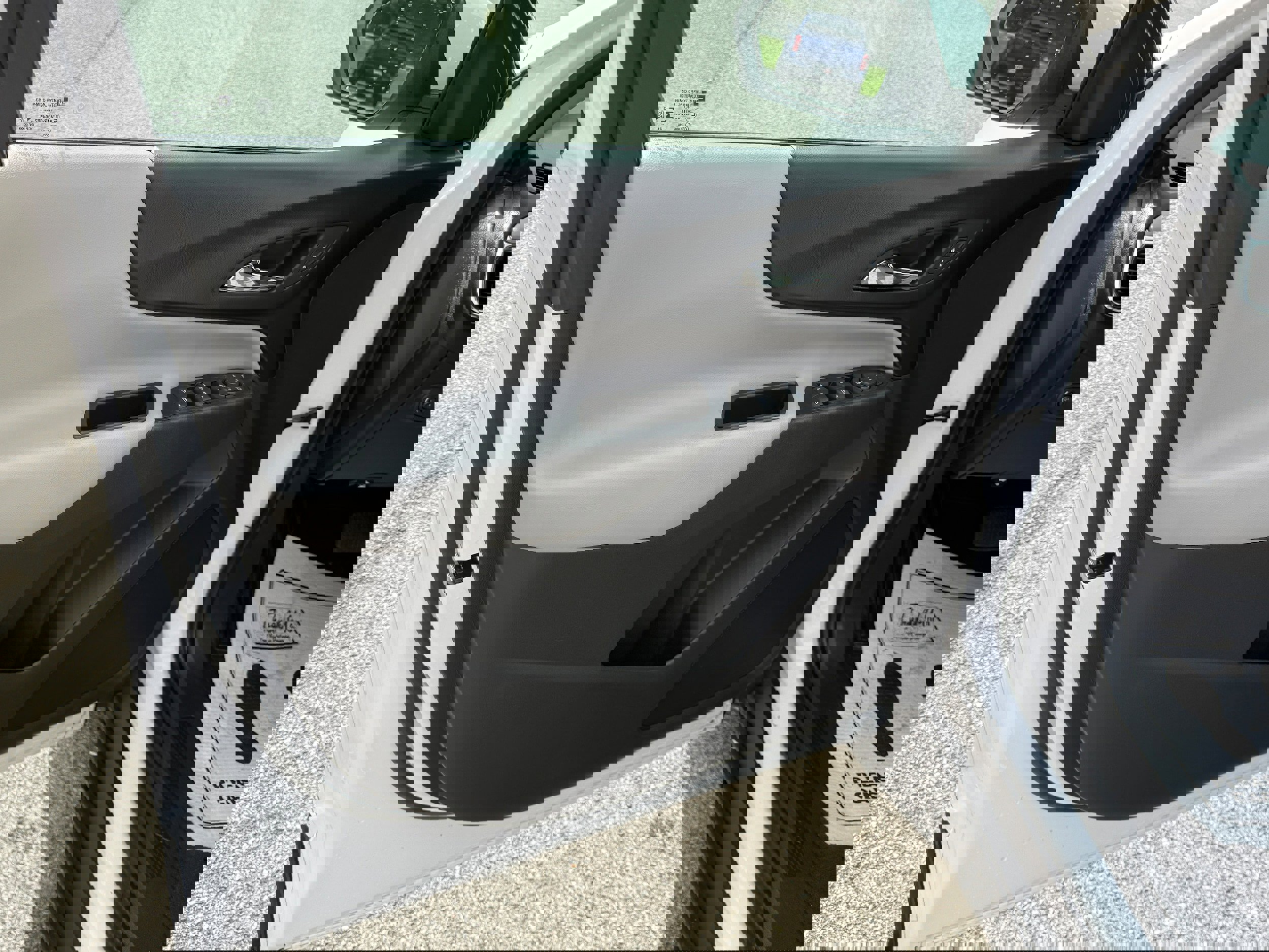 Used 2022 Chevrolet Equinox LT image 16