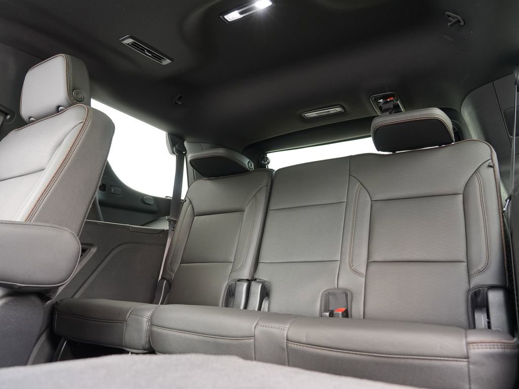 Used 2021 Chevrolet Tahoe High Country w/ Premium Package 2 AWD/4WD image 27