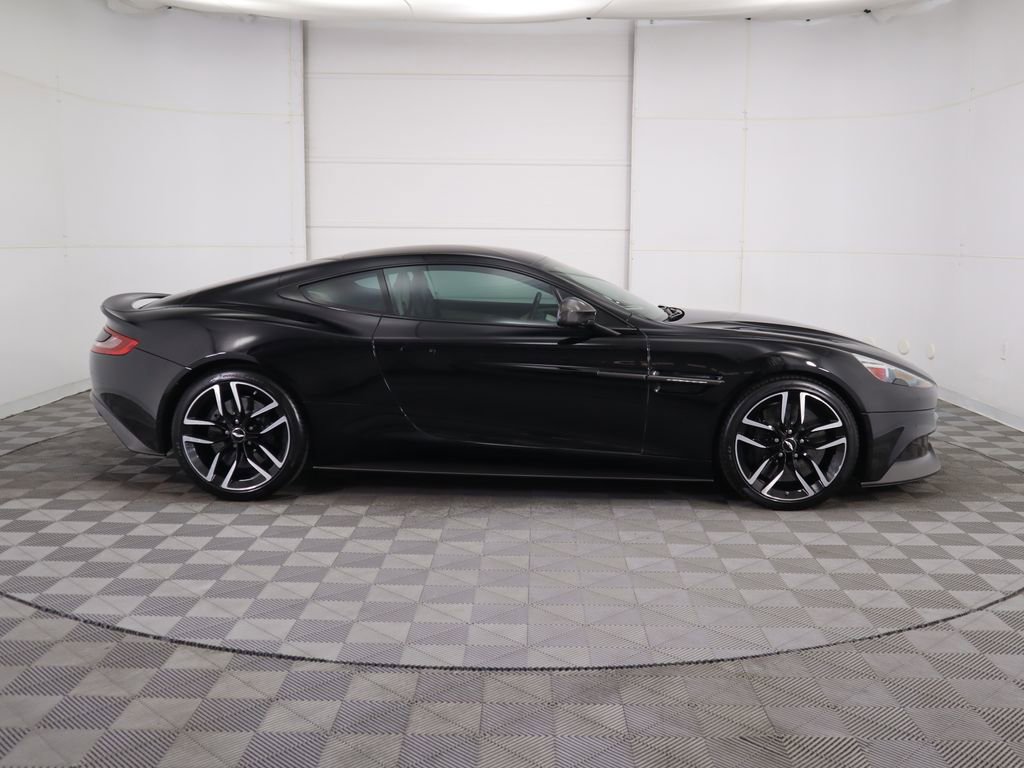 Used 2015 Aston Martin Vanquish Coupe image 4