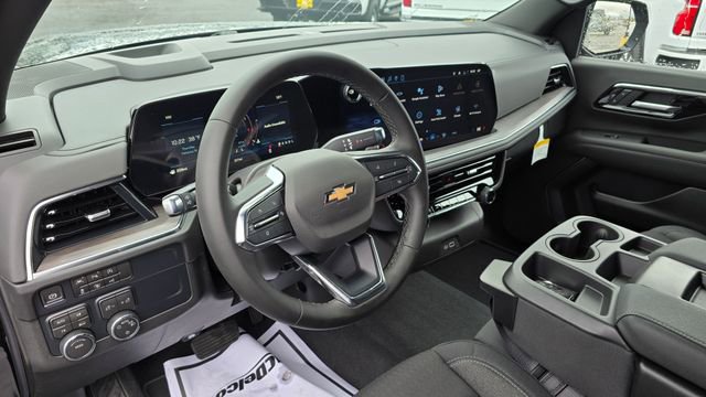 New 2026 Chevrolet Suburban LS image 15
