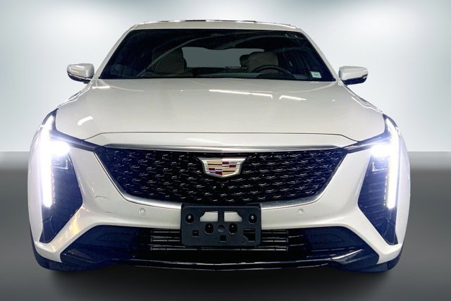 Used 2025 Cadillac CT5 Premium Luxury image 2