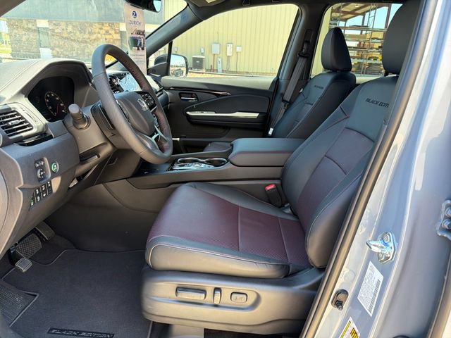 New 2026 Honda Ridgeline Black Edition image 11