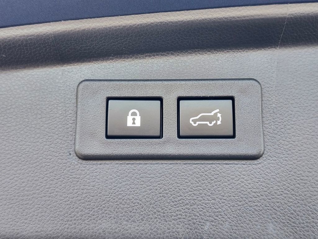 Used 2022 Subaru Outback Limited image 30