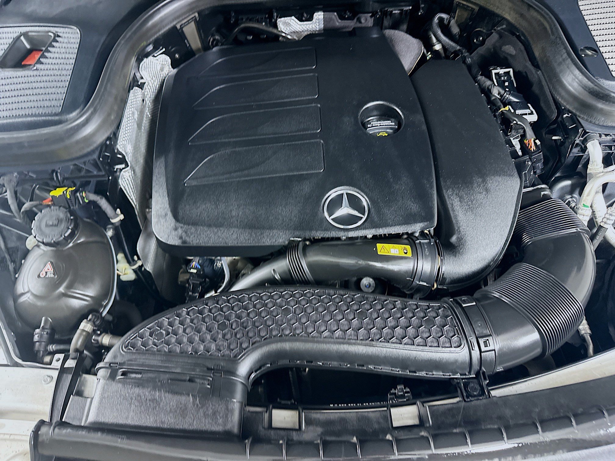 Used 2020 Mercedes-Benz GLC 300 image 33