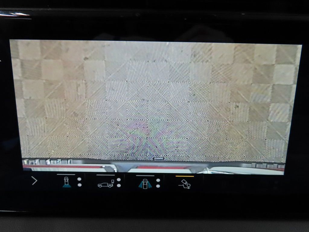 Used 2022 GMC Sierra 1500 AT4 w/ AT4 Premium Package AWD/4WD image 21