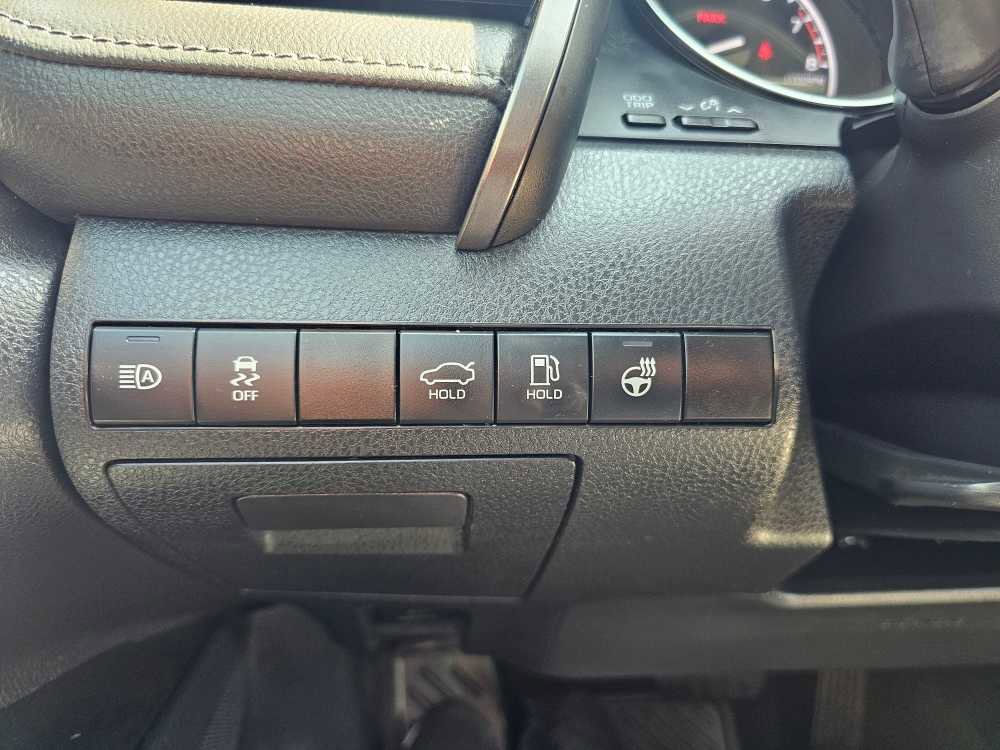 Used 2023 Toyota Camry XLE w/ Cold Weather Package image 20