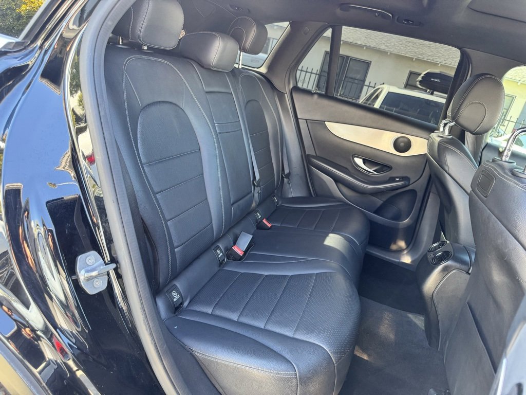 Used 2019 Mercedes-Benz GLC 300 image 29